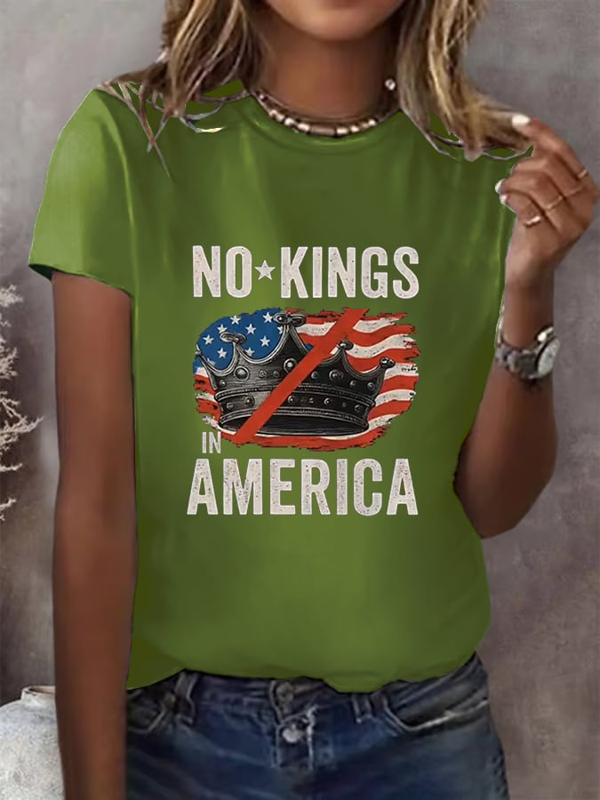 No Kings In America Print  T-shirt
