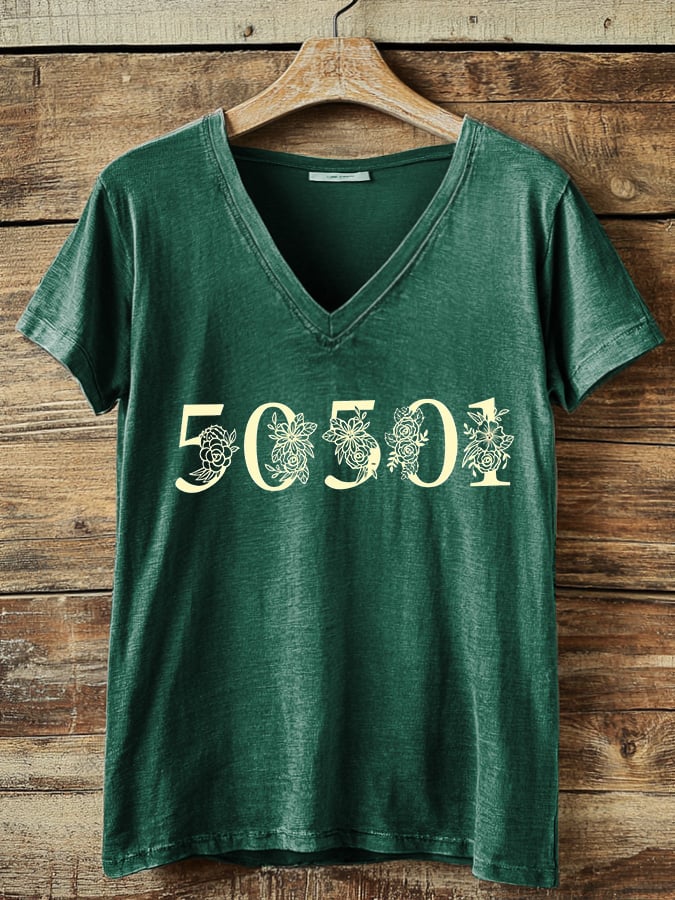 🔥Buy 3 Get 15% Off🔥Women's 50501 Your Country Needs You Print T-Shirt